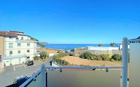 Cliff Court Apartments